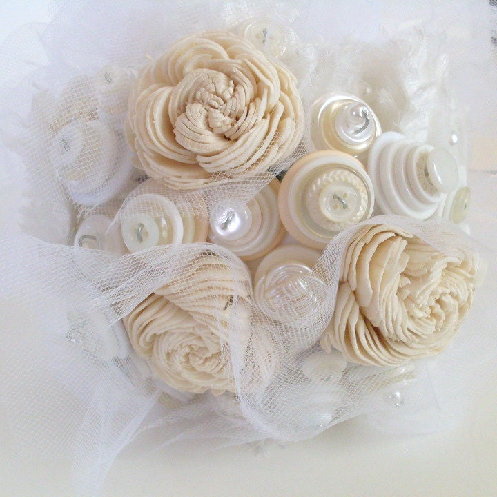 Shabby Chic Button Bouquet, Alternative bouquet, nontraditional Wedding, Roses