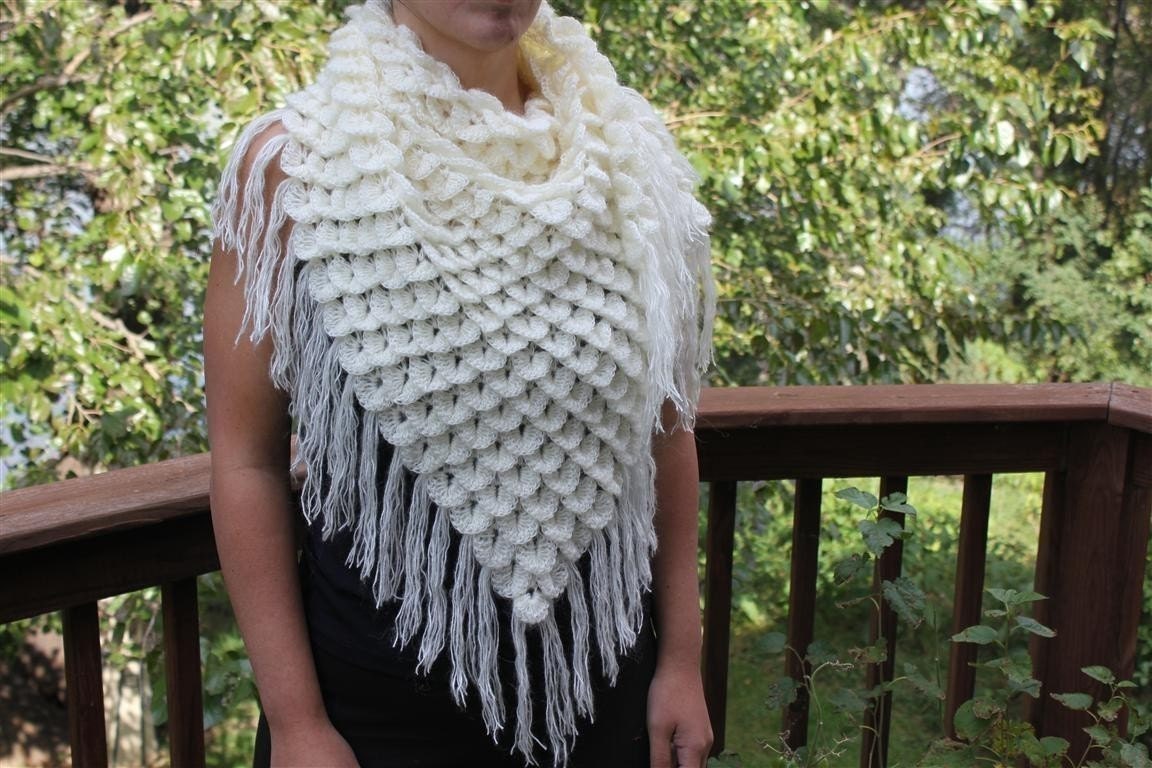 Crochet PATTERN Crocodile Stitch Triangle Shawl - Permission to Sell Finished Items