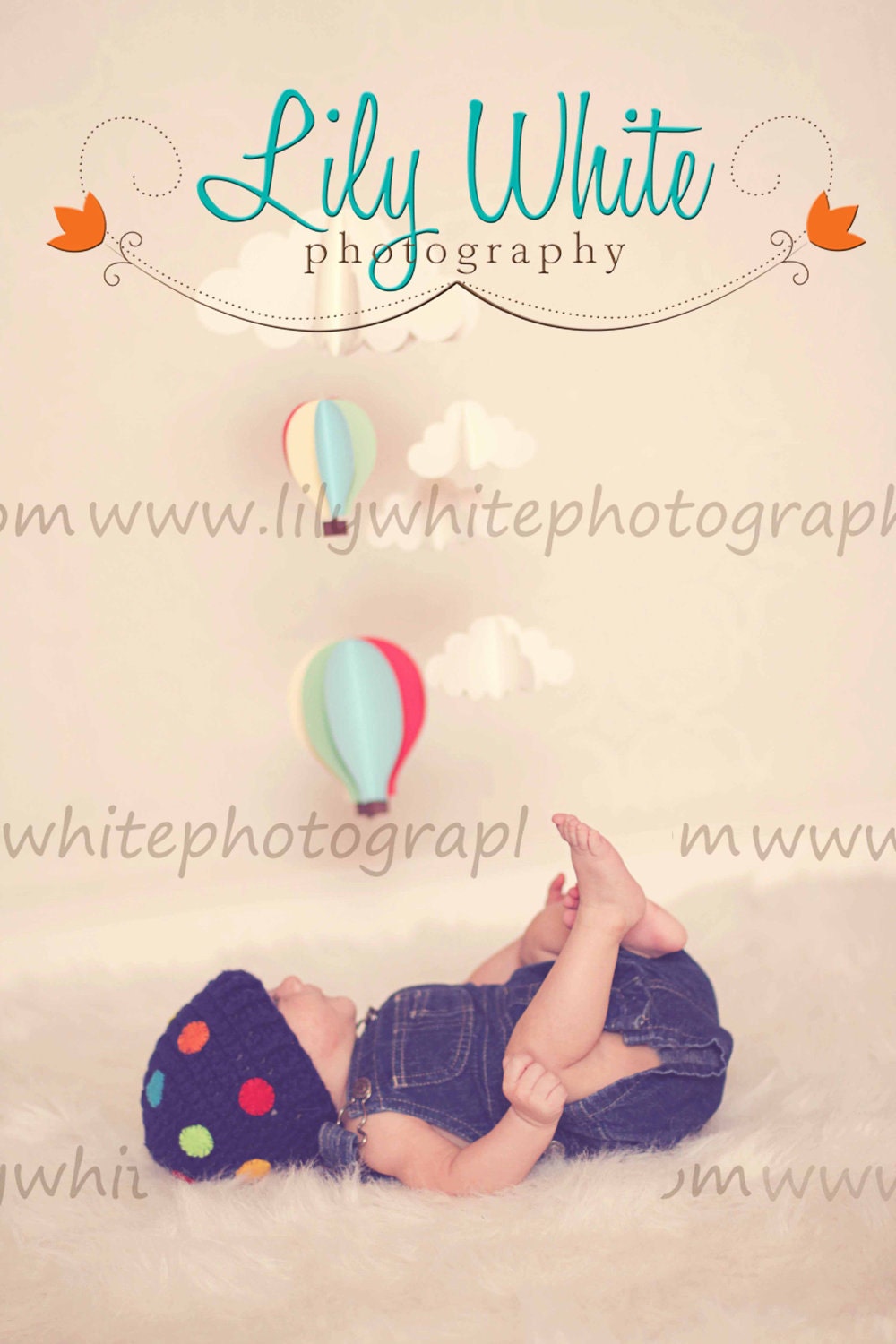 Hot Air Balloons and Clouds Hanging Baby Mobile/3D Paper Mobile