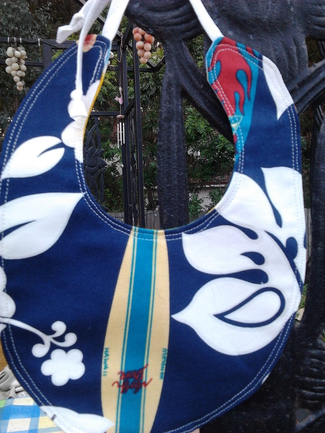 Drool Bib Hawaiian Print