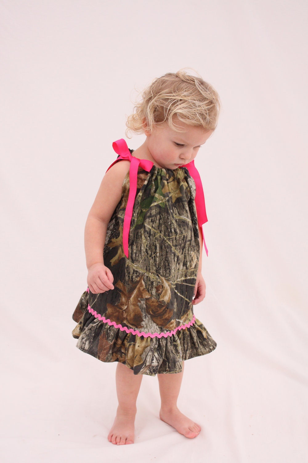 Baby girl camo dress, Mossy oak hot pink pillowcase dress, Camo Flower girl dress