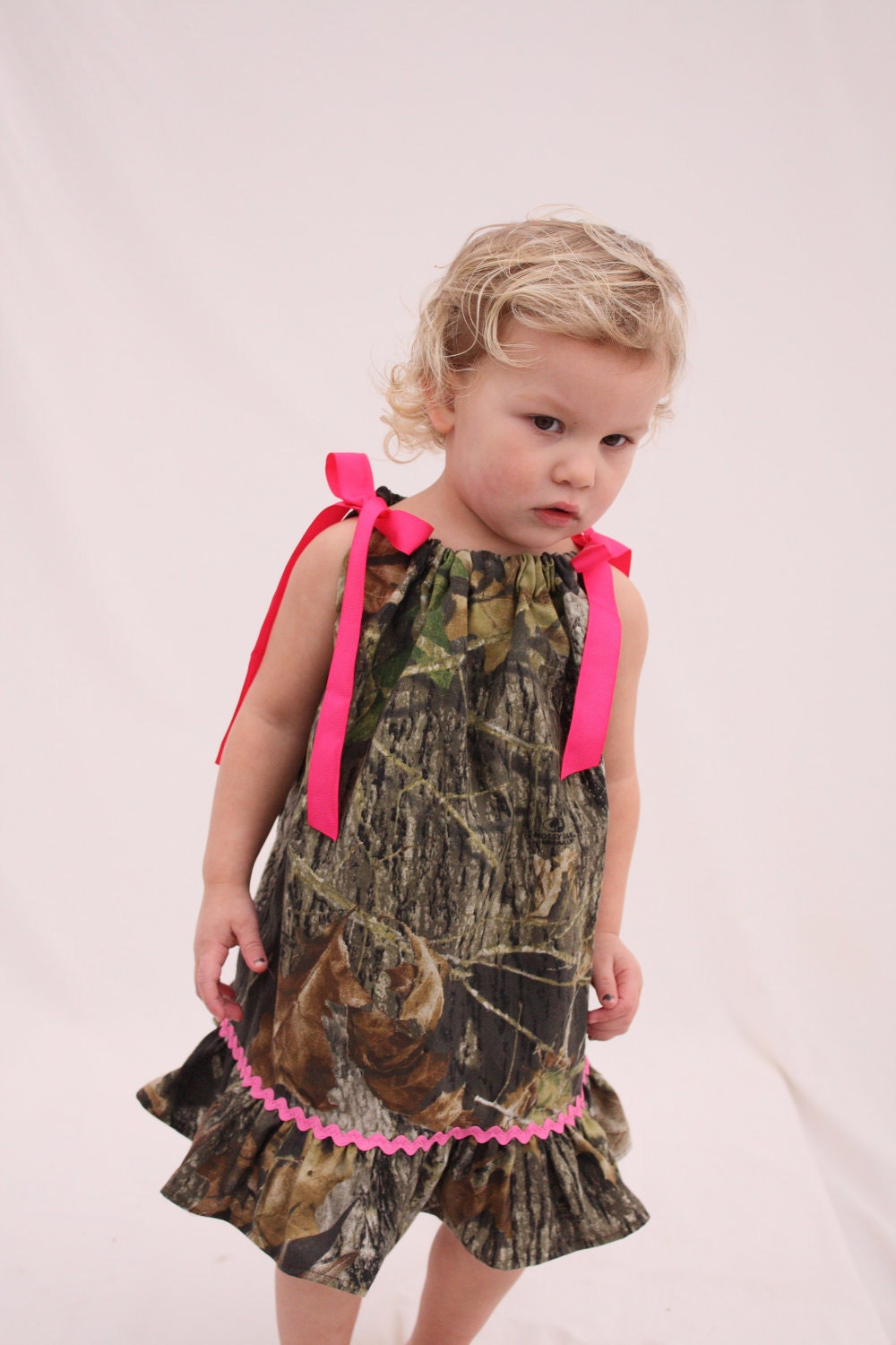 Baby girl camo dress, Mossy oak hot pink pillowcase dress, Camo Flower girl dress