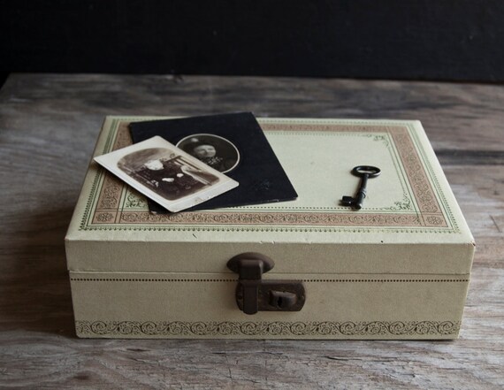 Vintage Jewelry Box