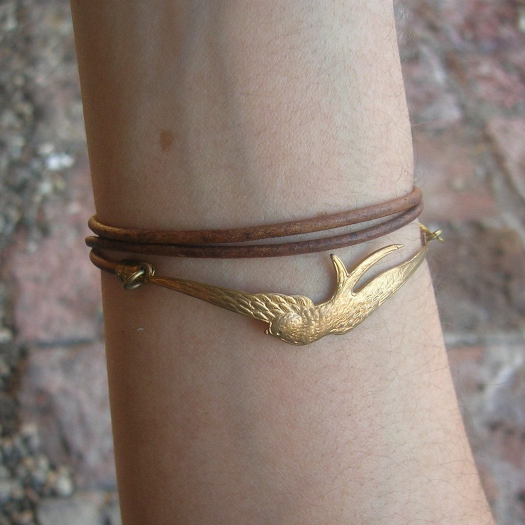 fly a w a y - Vintage sparrow genuine Greek leather wrap bracelet