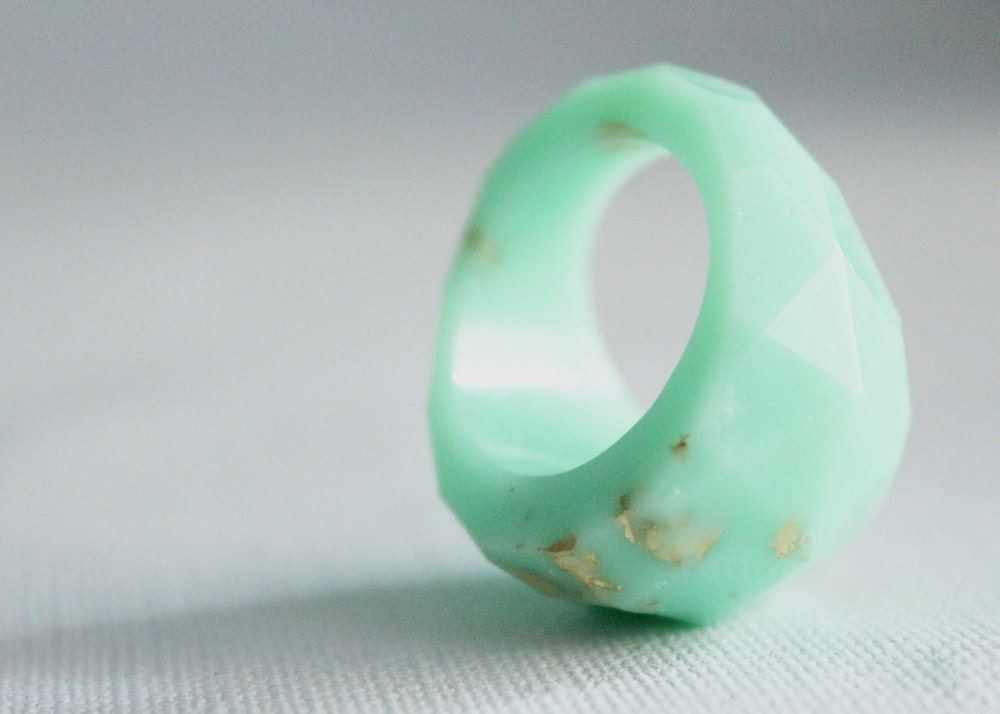 mint gold multifaceted eco resin ring with suspended gold leaf