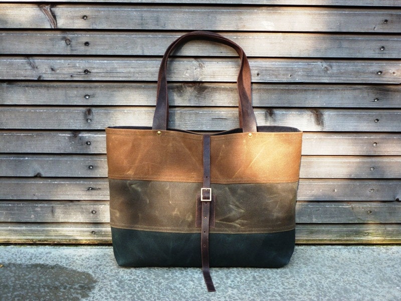 Waxed canvas shoulderbag carry all with  leather handles, 3 color bag COLLECTION UNISEX