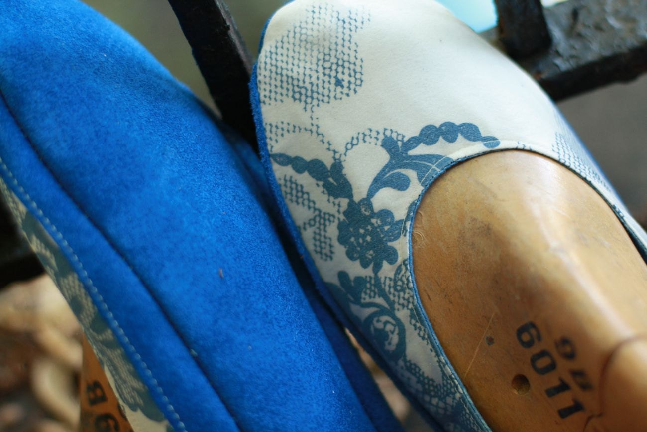 Size 10.5, Ready to Ship, Round Toe Ivory Satin Dancing Shoes,  Printed with Blue Lace Pattern