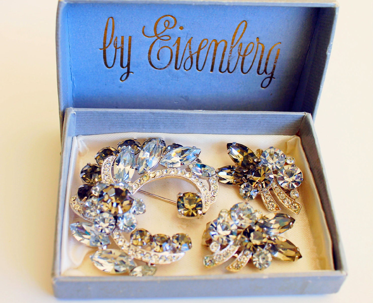 Vintage Eisenberg Brooch Earrings Set Clear and Smoke