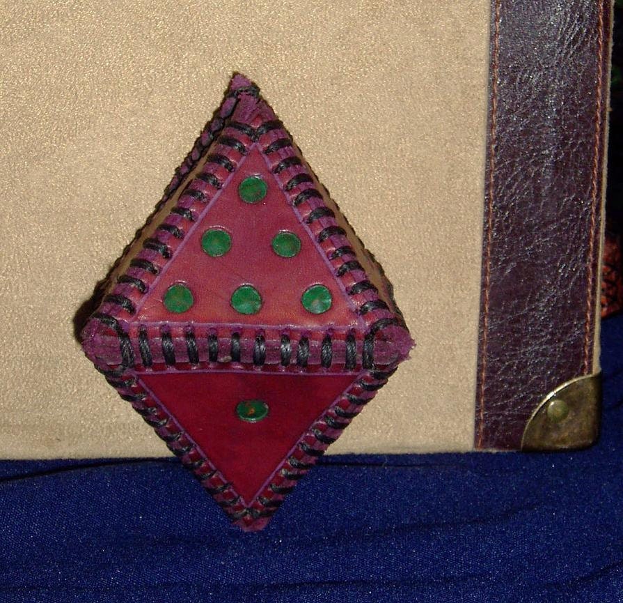 D8 Leather Dice Box