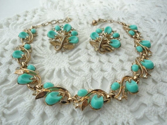 Vintage Necklace Earrings - Trifari Pebble Beach -Turquoise Gold Rhinestone Thermoset