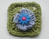 Granny Square Brooch - Lilac