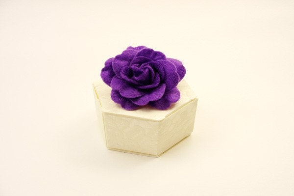 Purple Felt Rose Wedding Favor Box- Suitable for table decoration, purple theme weddings, gift box, bridesmaids gift