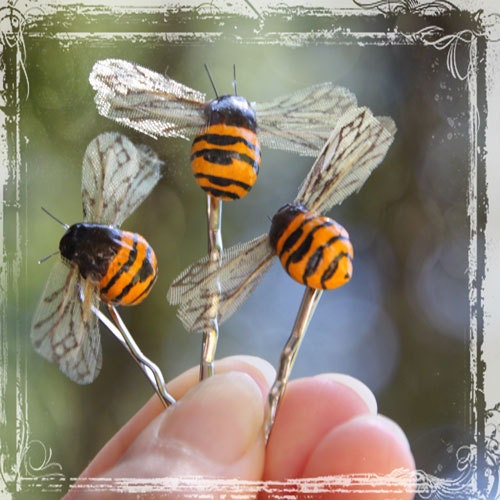 Bumble Bee Bobby Pin With Hair Tinsel - Sweet Honey Weddings - Hair Accessories Wedding - Yellow And Black - Cute Bug