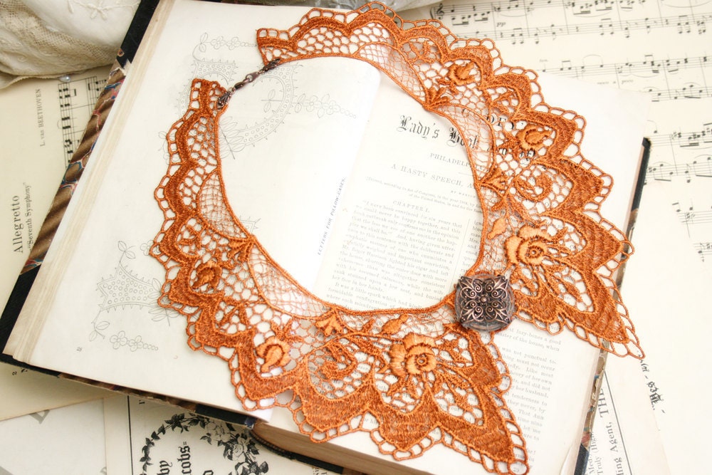 lace collar necklace -SARAH- (ombre burnt orange)