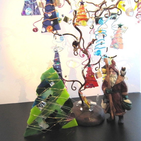 Red Tree Trio Glass Ornaments - Wire Wrapped