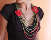 Green a Red   Crochet Necklace with Flowers  with two red flowers