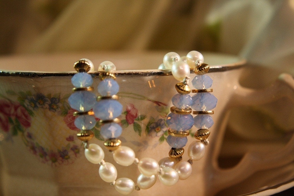 Birthstone bracelet- October: Opal with pearls