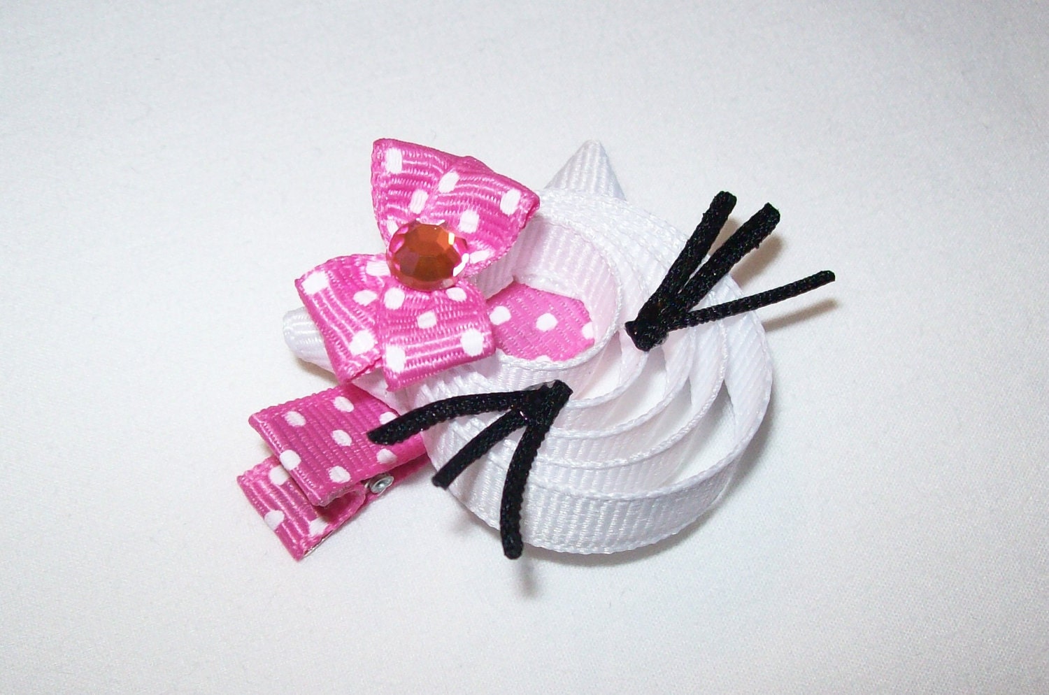 SWEET - Hello Kitty - Pink and White Hair Clip