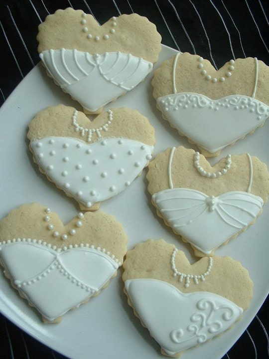 Wedding Cookies - Bride and Groom Heart cookies - 1 dozen