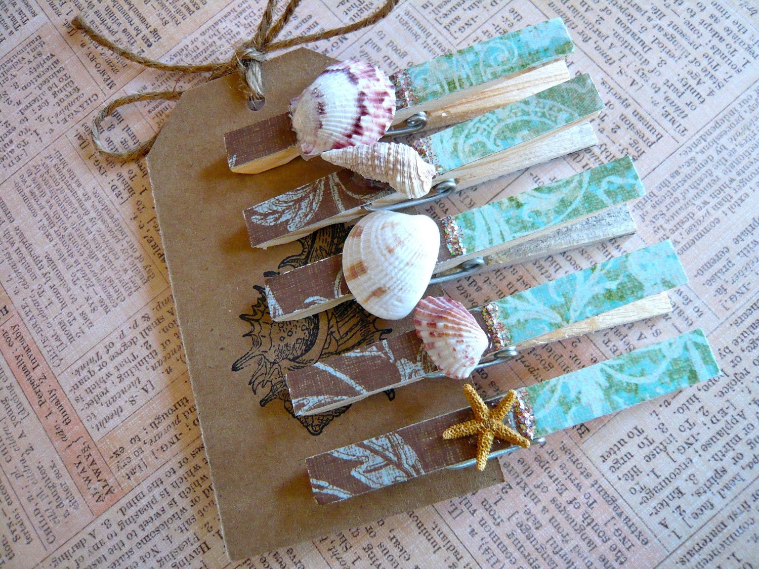 Shabby Chic Designer Pegs - Turquoise - Seashells - Set of 5 - Makes fabulous favors