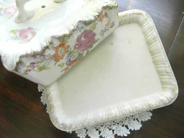 Large Antique Cheese Dish Lidded 5313