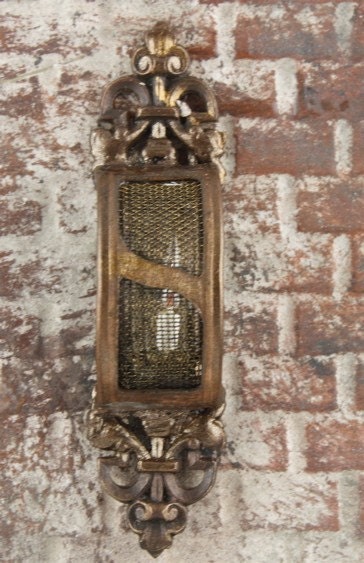 The Lumette Sconce