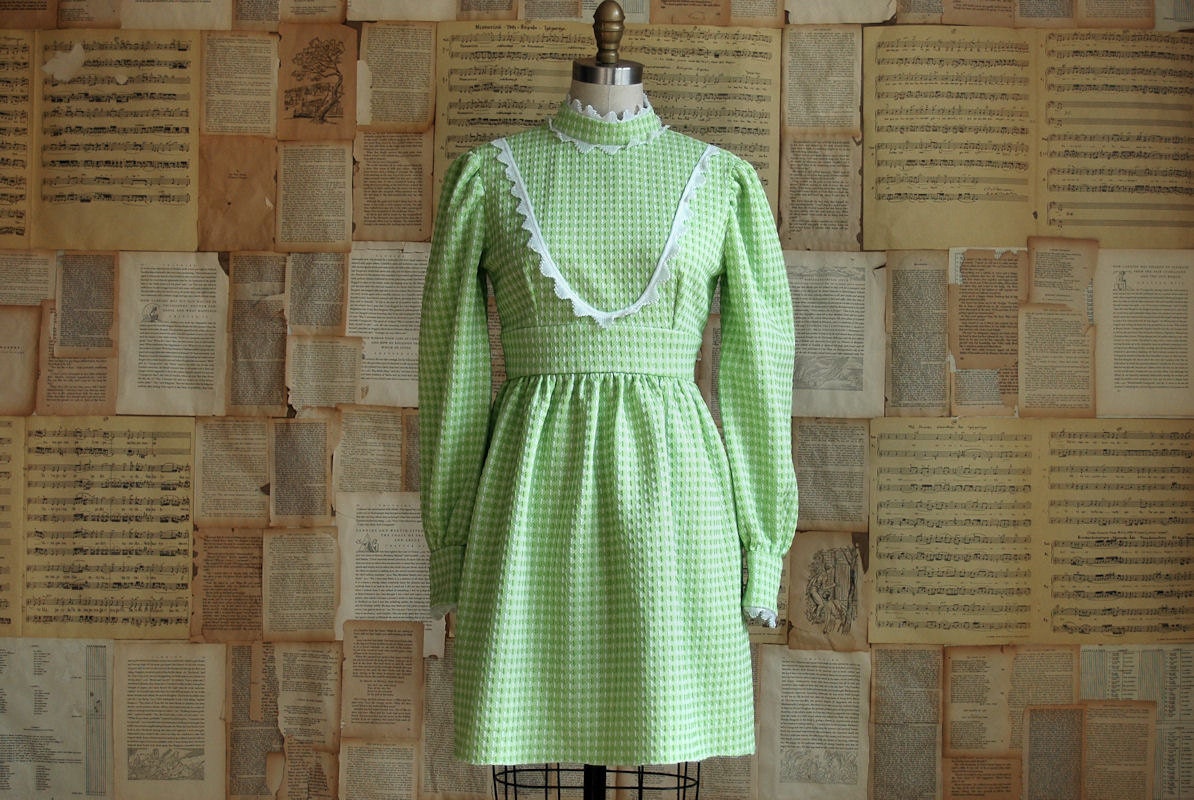 vintage 70s lime dolly dress s/m