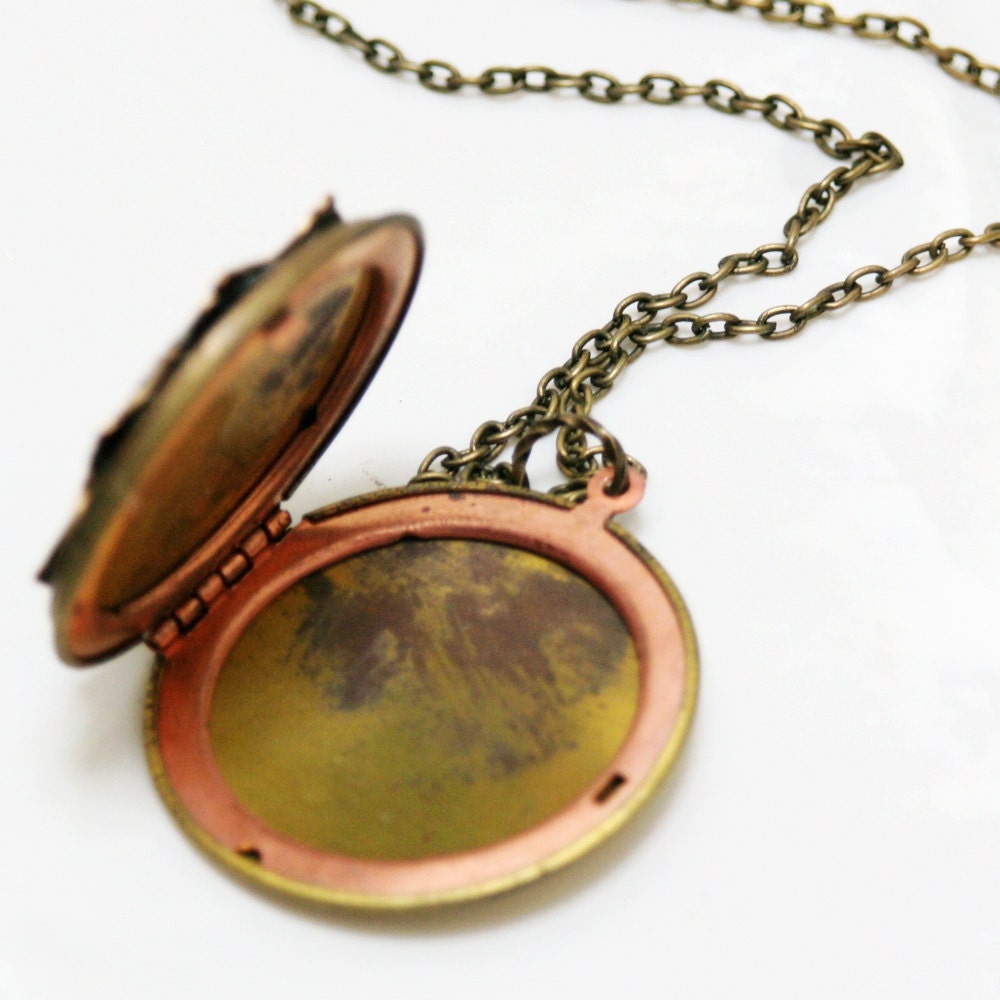 Locket, Poppy Flower Locket,Resin locket,Blue Locket,Enameled Wedding Necklace,photo locket , brass locket - vintage locket,38mm locket