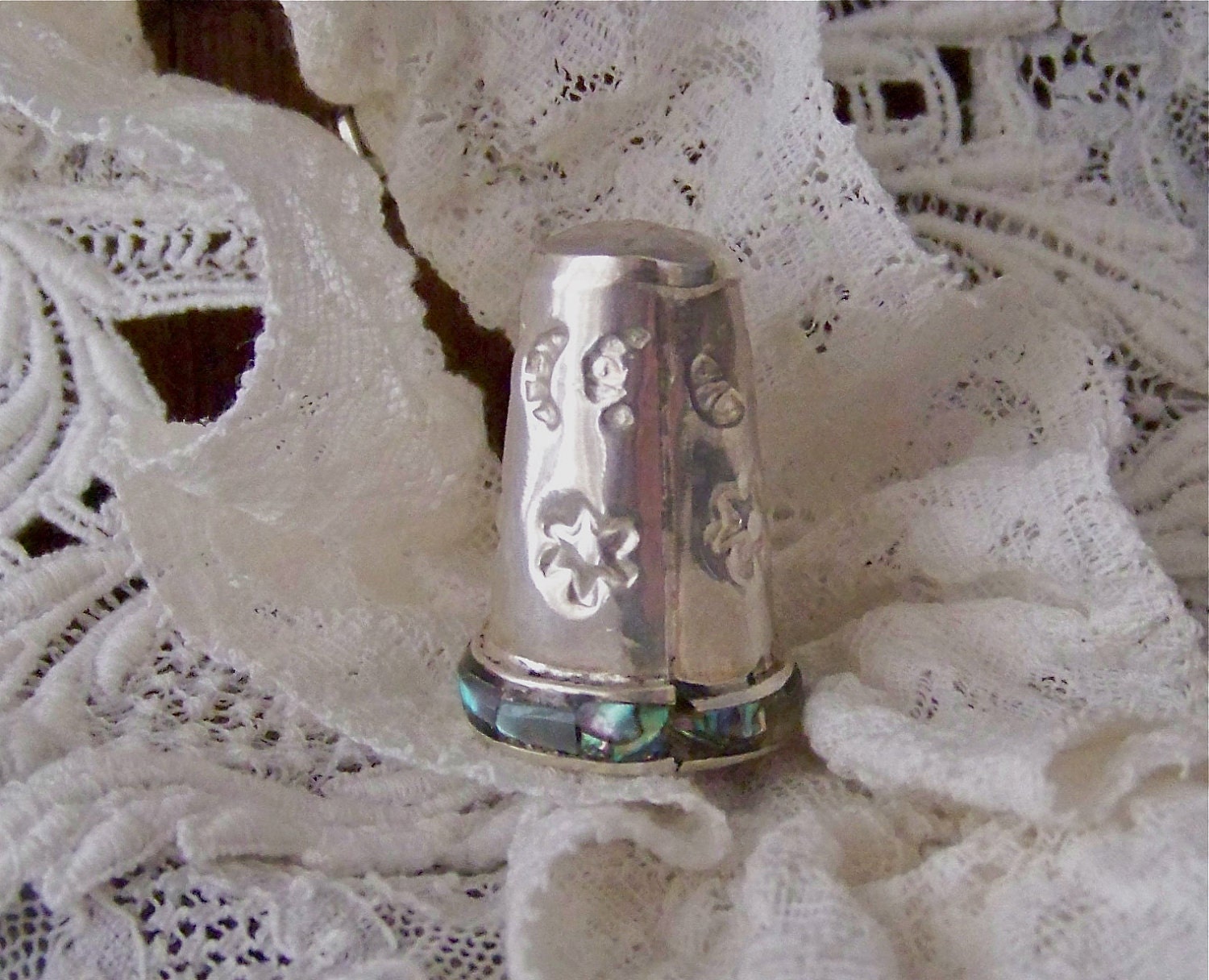 Vintage Sterling Silver Thimble 925 Abalone Shell Border