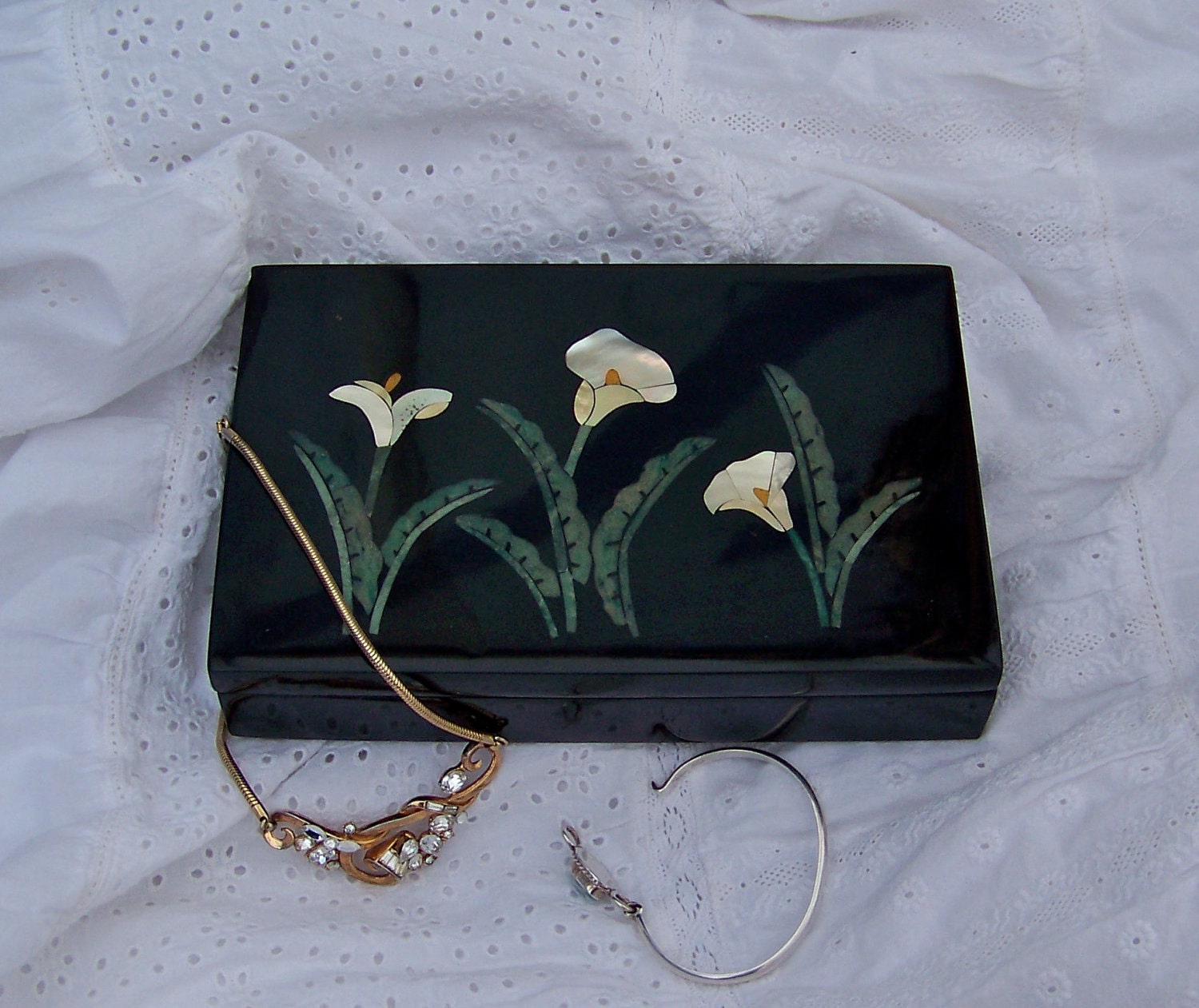Jewelry Box Black Lacquer Mother of Pearl Inlay