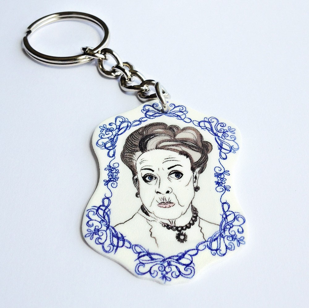 Violet Dowager, Countess of Grantham Keychain