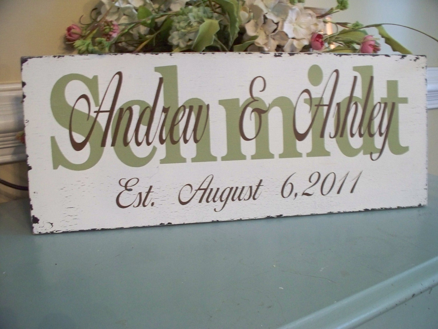 Wedding Signs,Personalized Wedding/Family name Sign..What a Beautiful sign to display on you Wedding Day.. Great Wedding Gift..