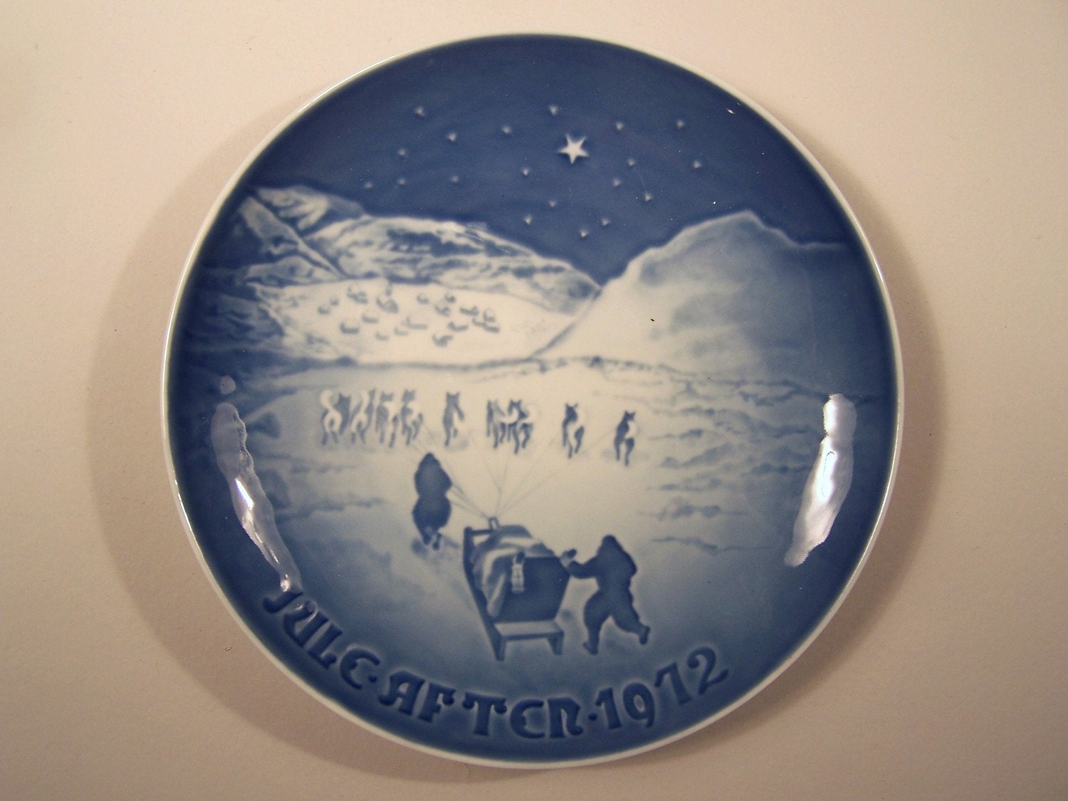 Bing and Grondahl Copenhagen Porcelain Plate - 1972 Christmas in Greenland