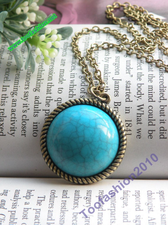 Pretty retro copper round shape blue turquoise pendant necklace jewelry vintage style