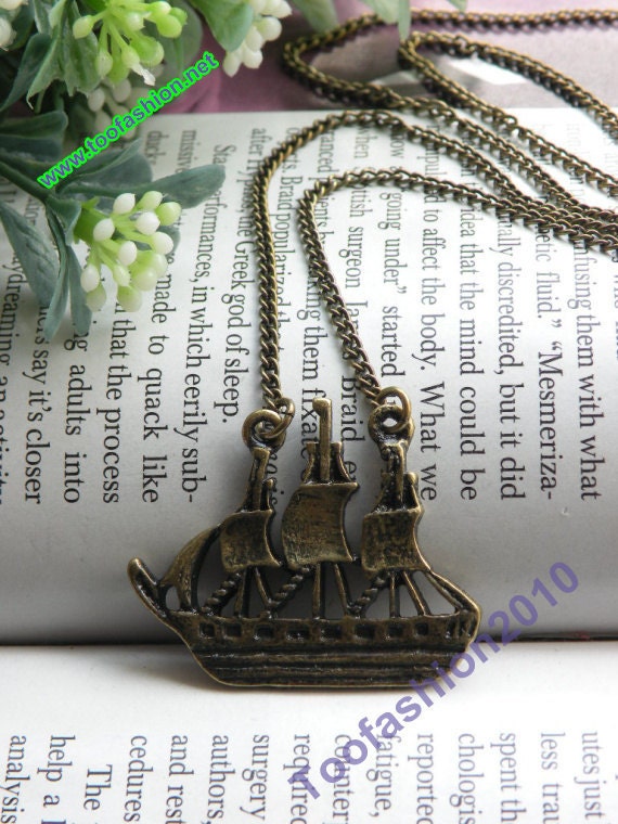 Pretty retro copper small sailboat sail sailing boat necklace pendant jewelry vintage style