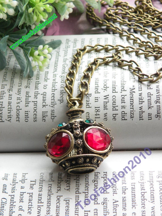 Pretty retro copper 3d pot kettle with red crystals pendant necklace vintage style