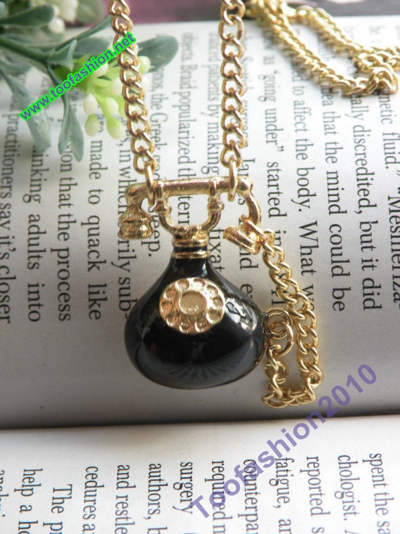 Pretty retro gold black glaze telephone phone necklace pendant vintage style