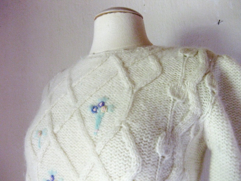 Hand Knit Wool Vintage Floral Sweater By Woodstock Womens Size 36 Small