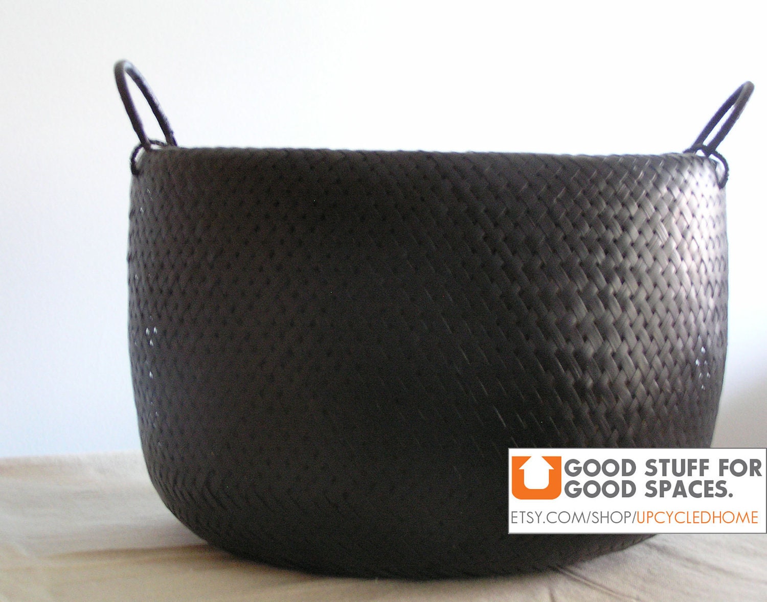 Black Rubberized Woven Oval Basket