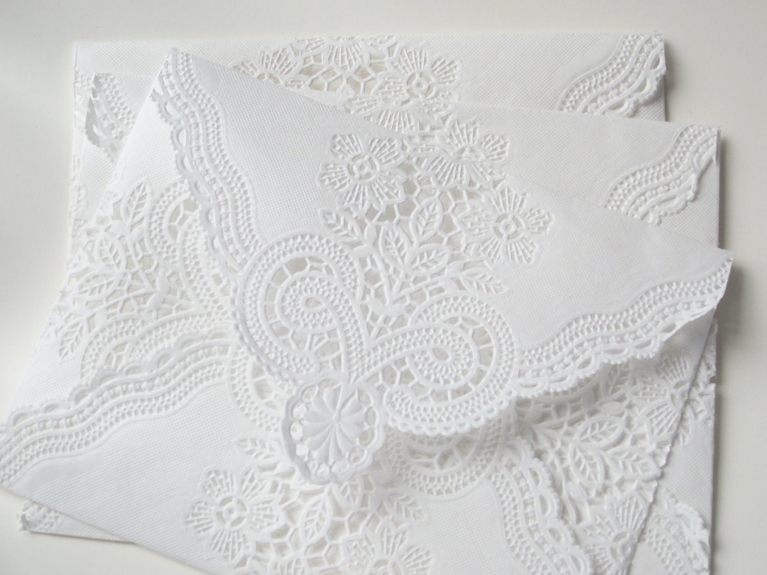 SALE - Vintage Lace Envelopes - Vintage Paper Doily Envelopes - set of 5 (seen in Weddingbells Magazine)