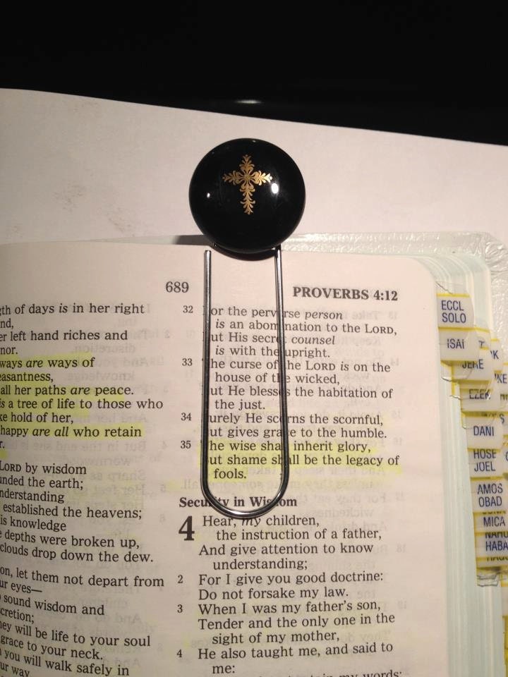Bible Gold Cross Bookmark SRA Z19
