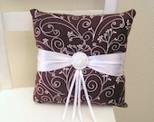 White and Brown Flowers Ring Pillow