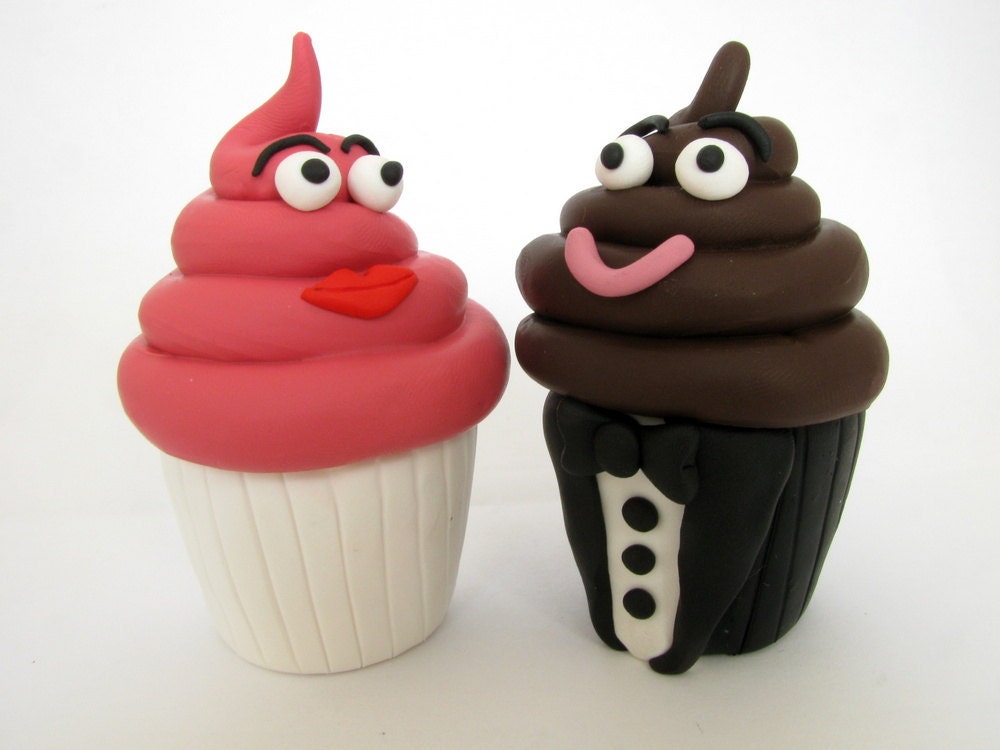 Cupcake wedding cake topper, summer wedding, bride and groom