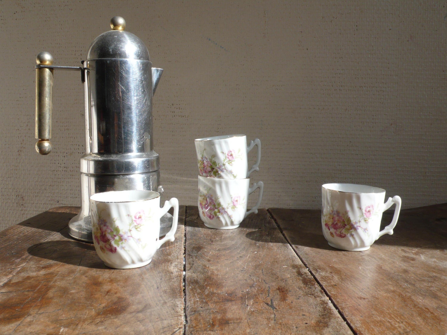 Vintage coffee cups , espresso, tea, hot chocolate, french, pink flowers,  French vintage housewares
