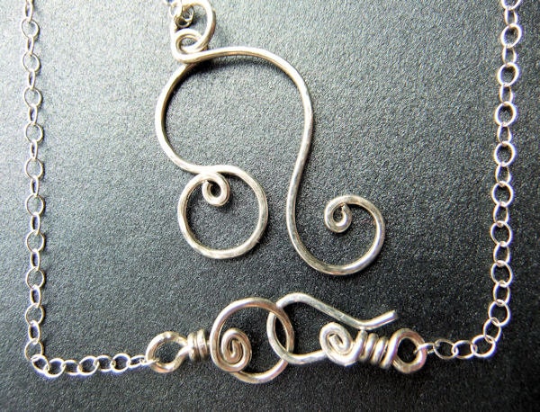 Leo Zodiac Astrology Sign The Lion Necklace Sterling Silver The Lion Hammered Metal Handcrafted Cable Chain Hook Clasp