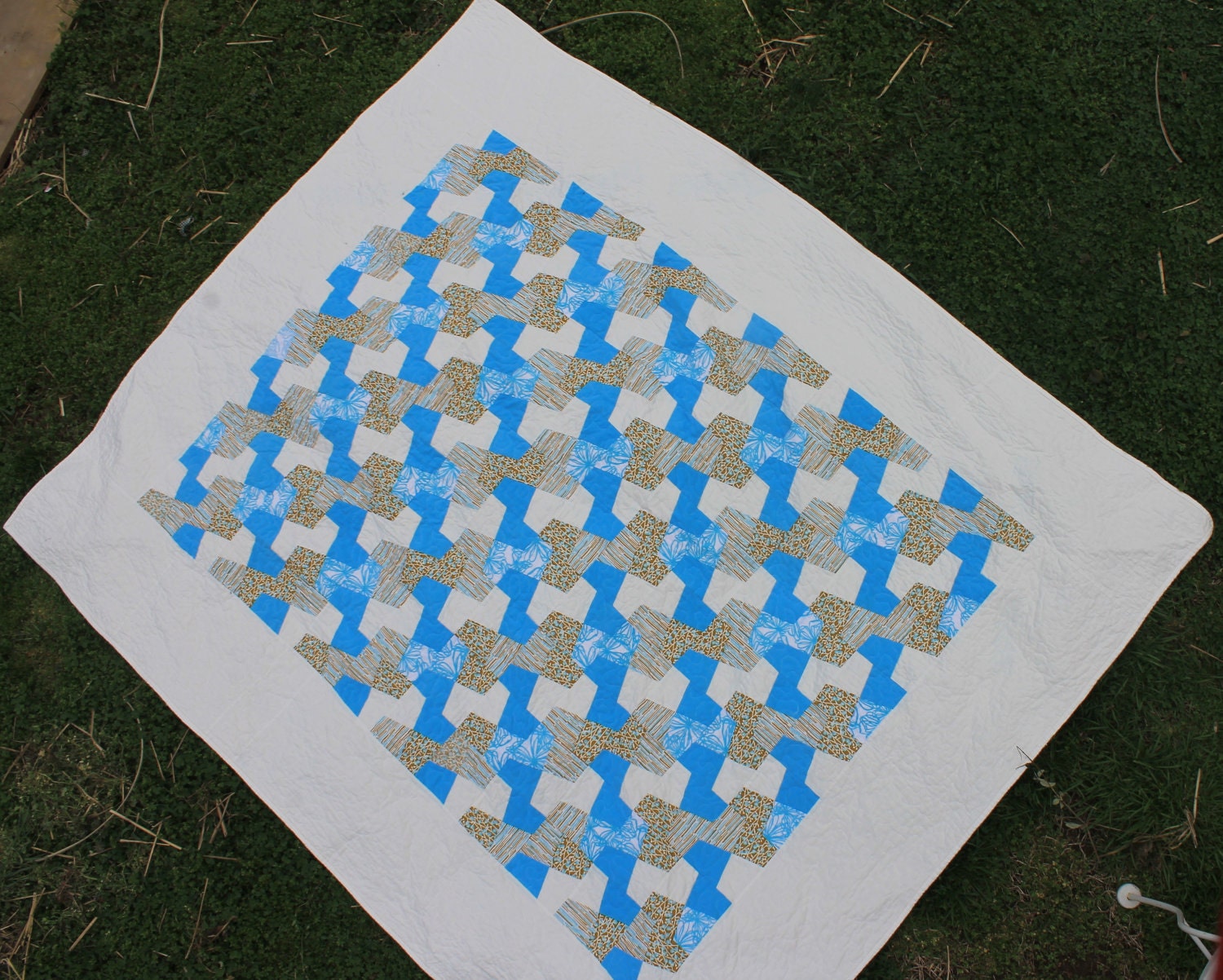 Modern Geometric Patchwork Twin/Full Quilt