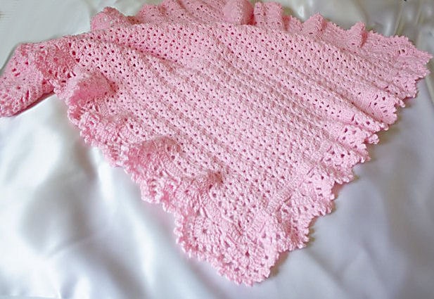 Peacock Shells Baby Afghan Crochet Pattern (213)
