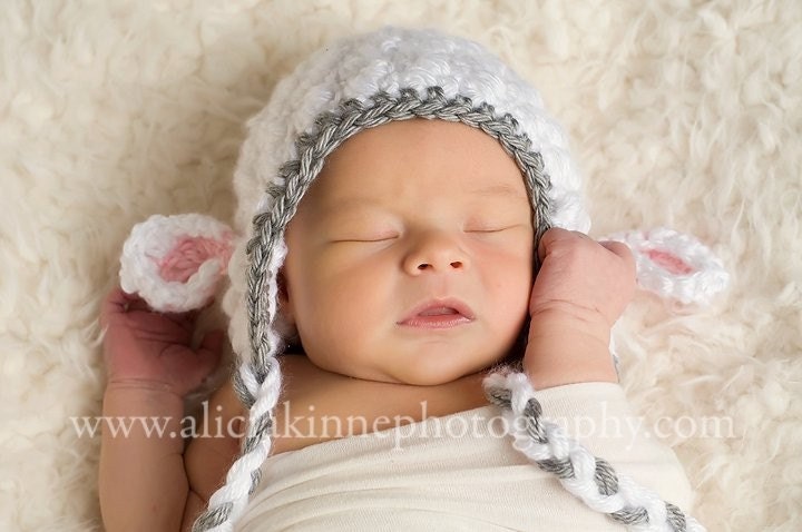 Little Lambie Ear Flap Hat Crochet Pattern (437)
