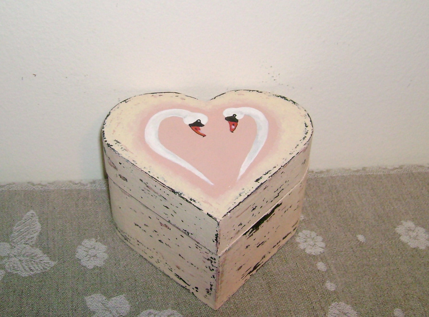Swan love, Jewelry box Ring Box, Shabby Chic, Old fashioned, Rustic, Heart Box