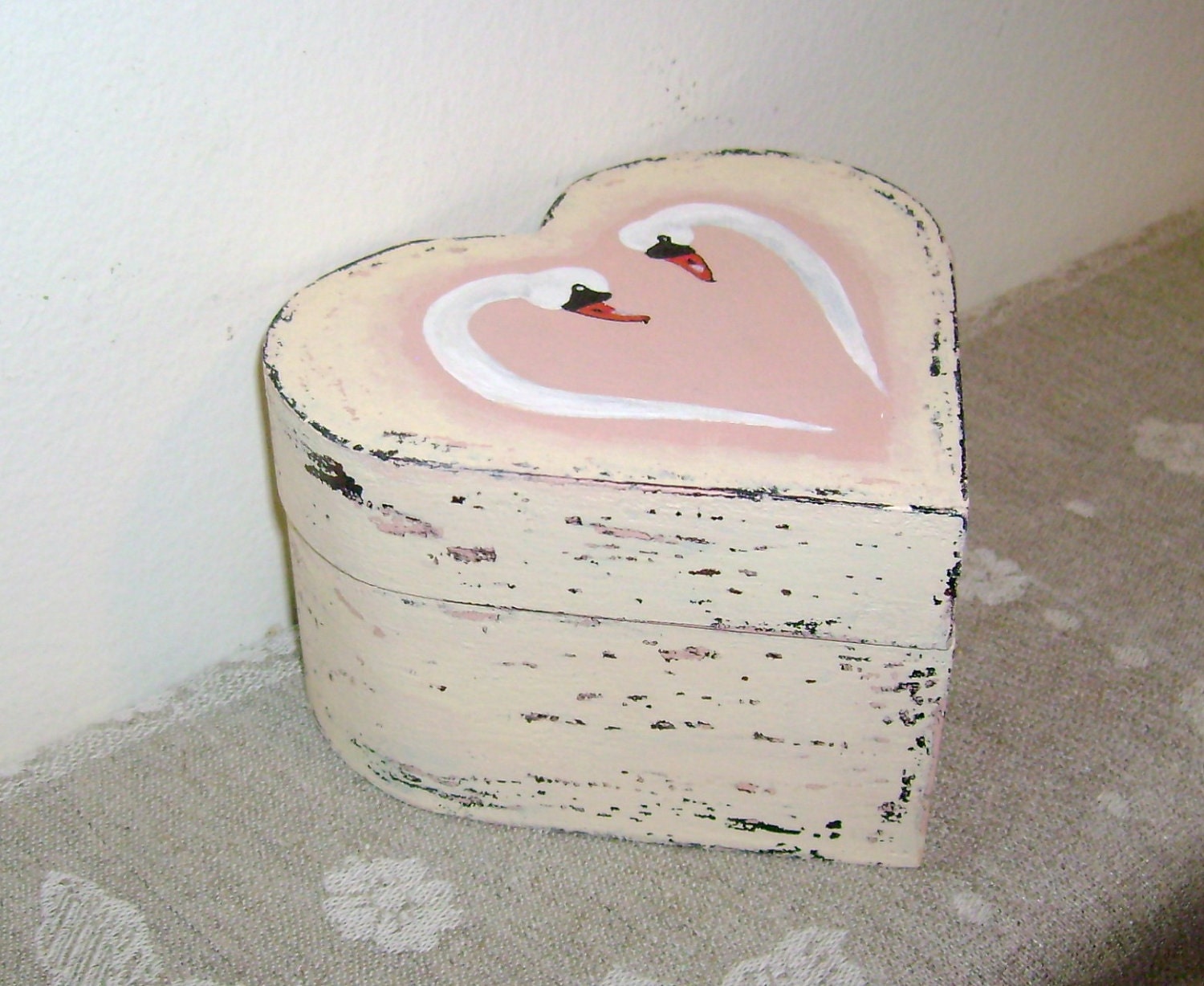 Swan love, Jewelry box Ring Box, Shabby Chic, Old fashioned, Rustic, Heart Box